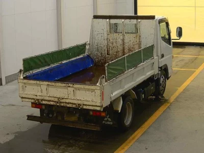 Mitsubishi Fuso Canter
