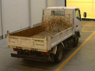 Mitsubishi Fuso Canter