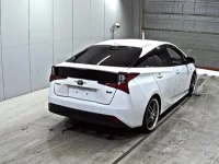 Toyota Prius лот № 3344 оценка R  с аукциона в Японии 4