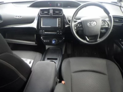 Toyota Prius  с аукциона в Японии