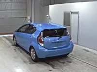 Toyota AQUA лот № 2315 оценка 4  с аукциона в Японии 1