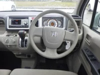 Honda LIFE лот № 3819 оценка 3.5  с аукциона в Японии 2