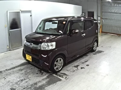 Honda N-Box Slash