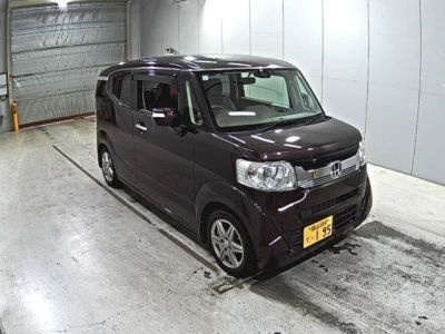 Honda N-Box Slash