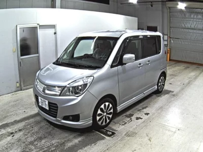 Mitsubishi Delica D:2