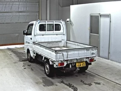 Mazda Scrum Truck