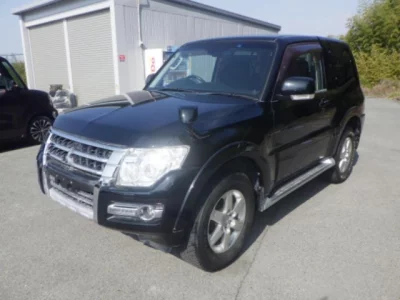 Mitsubishi PAJERO  с аукциона в Японии