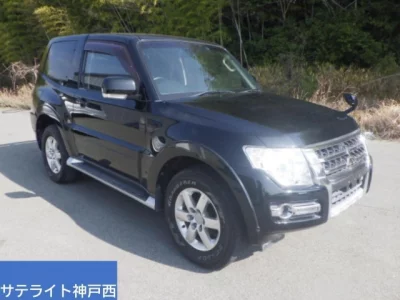 Mitsubishi PAJERO  с аукциона в Японии