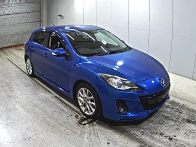 Mazda Axela