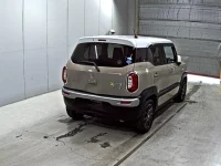 Suzuki XBEE лот № 2199 оценка R  с аукциона в Японии 4