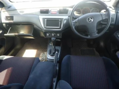 Mitsubishi LANCER  с аукциона в Японии