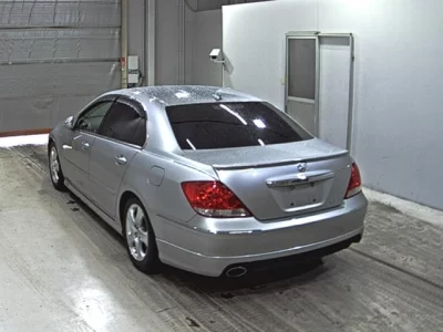 Honda LEGEND  с аукциона в Японии