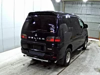 Mitsubishi DELICA лот № 9329 оценка 3.5  с аукциона в Японии 4