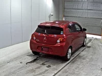 Mitsubishi MIRAGE лот № 9395 оценка 3  с аукциона в Японии 4