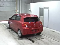 Mitsubishi MIRAGE лот № 9395 оценка 3  с аукциона в Японии 1