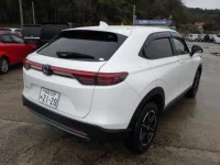 Honda VEZEL лот № 3913 оценка 5  с аукциона в Японии 4