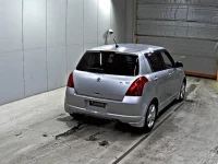 Suzuki SWIFT лот № 9592 оценка 3.5  с аукциона в Японии 4