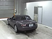 Mazda ROADSTER лот № 3351 оценка 4  с аукциона в Японии 1