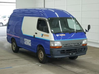 Toyota HIACE VAN  с аукциона в Японии