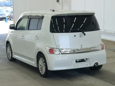 Toyota bB