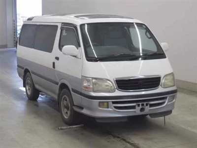 Toyota HIACE  с аукциона в Японии