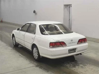 Toyota CRESTA  с аукциона в Японии