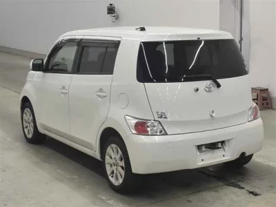 Toyota bB