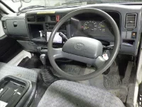 Toyota DYNA лот № 4046 оценка R  с аукциона в Японии 2