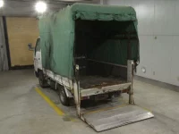 Toyota DYNA лот № 4046 оценка R  с аукциона в Японии 1