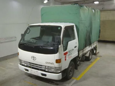 Toyota DYNA  с аукциона в Японии