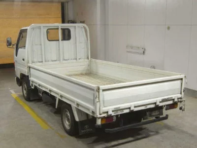 Toyota HIACE TRUCK  с аукциона в Японии