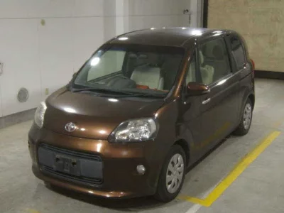 Toyota PORTE  с аукциона в Японии