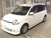 Toyota SIENTA лот № 8137 оценка R  с аукциона в Японии 3