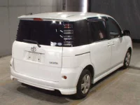 Toyota SIENTA лот № 8137 оценка R  с аукциона в Японии 4