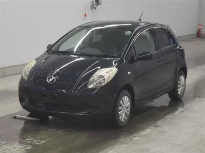 Toyota VITZ  с аукциона в Японии