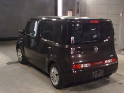 Nissan CUBE