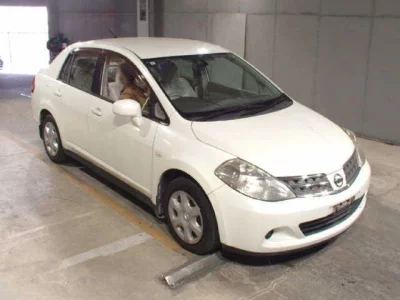 Nissan TIIDA LATIO
