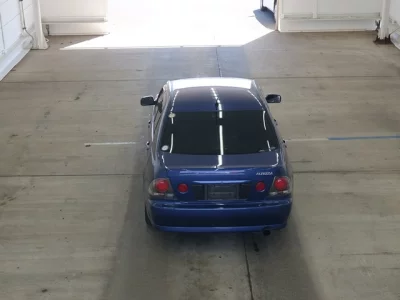 Toyota ALTEZZA  с аукциона в Японии