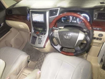 Toyota ALPHARD  с аукциона в Японии