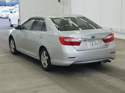 Toyota CAMRY  с аукциона в Японии
