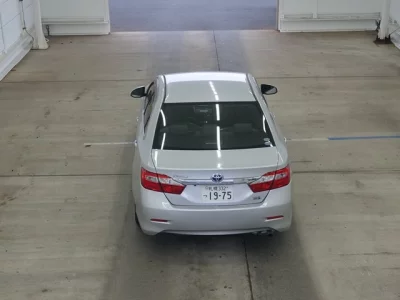 Toyota CAMRY  с аукциона в Японии