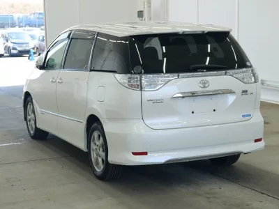 Toyota Estima Hybrid