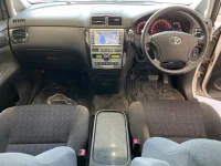 Toyota IPSUM лот № 2237 оценка 3.5  с аукциона в Японии 4