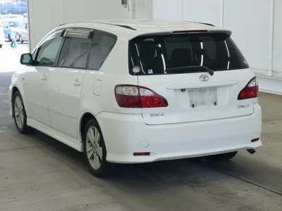 Toyota Ipsum