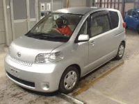 Toyota PORTE лот № 90 оценка 4  с аукциона в Японии 3
