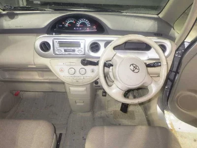 Toyota PORTE  с аукциона в Японии