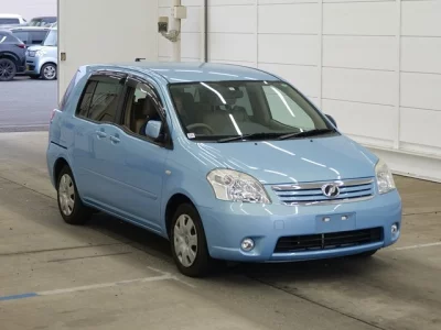 Toyota Raum