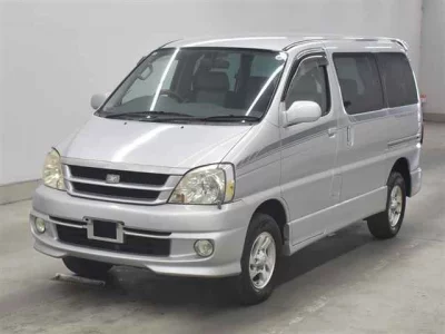 Toyota HIACE REGIUS  с аукциона в Японии