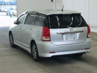 Toyota WISH лот № 2276 оценка 3.5  с аукциона в Японии 1