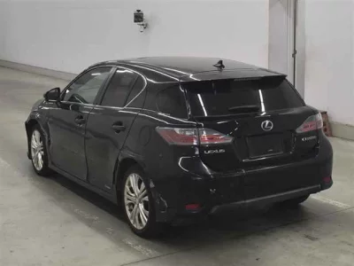Lexus CT  с аукциона в Японии